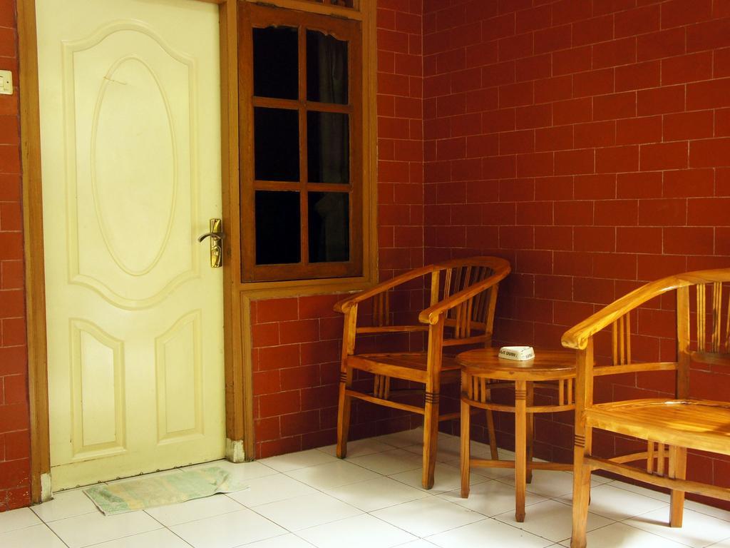 Waringin Homestay Kuta Lombok Eksteriør billede