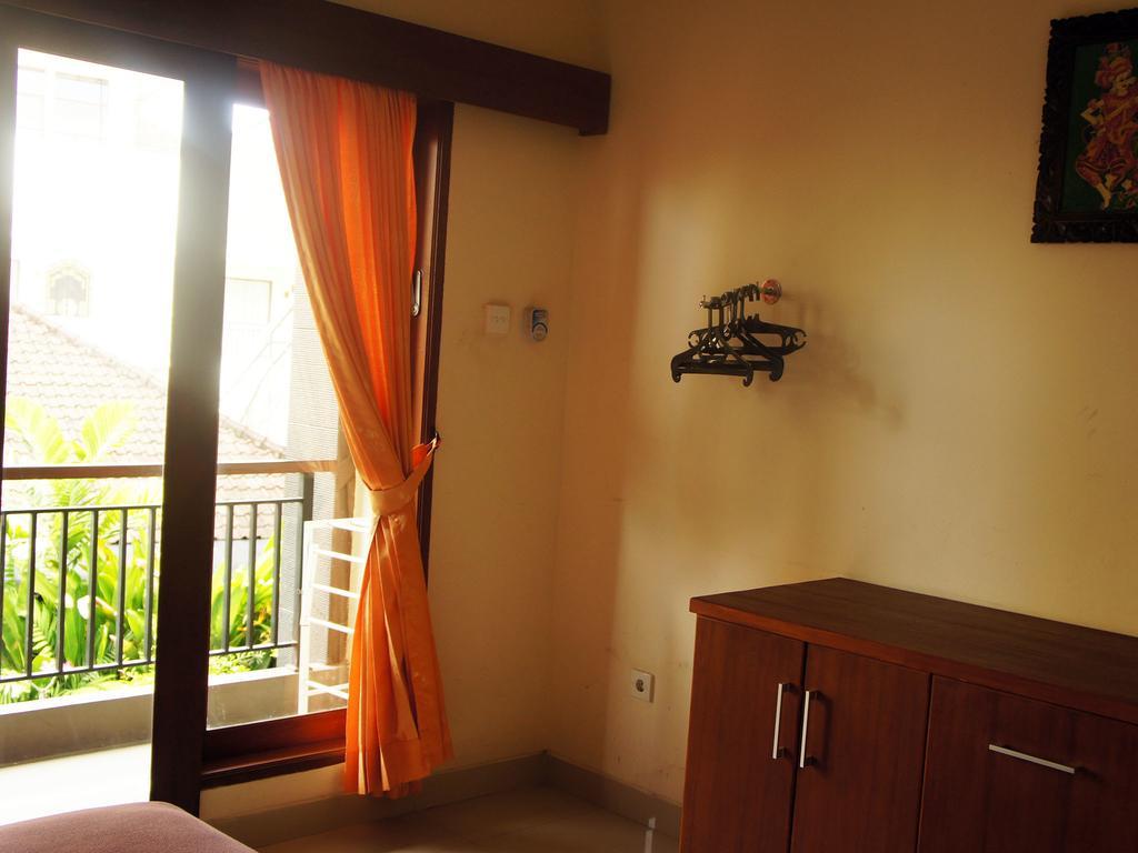 Waringin Homestay Kuta Lombok Eksteriør billede