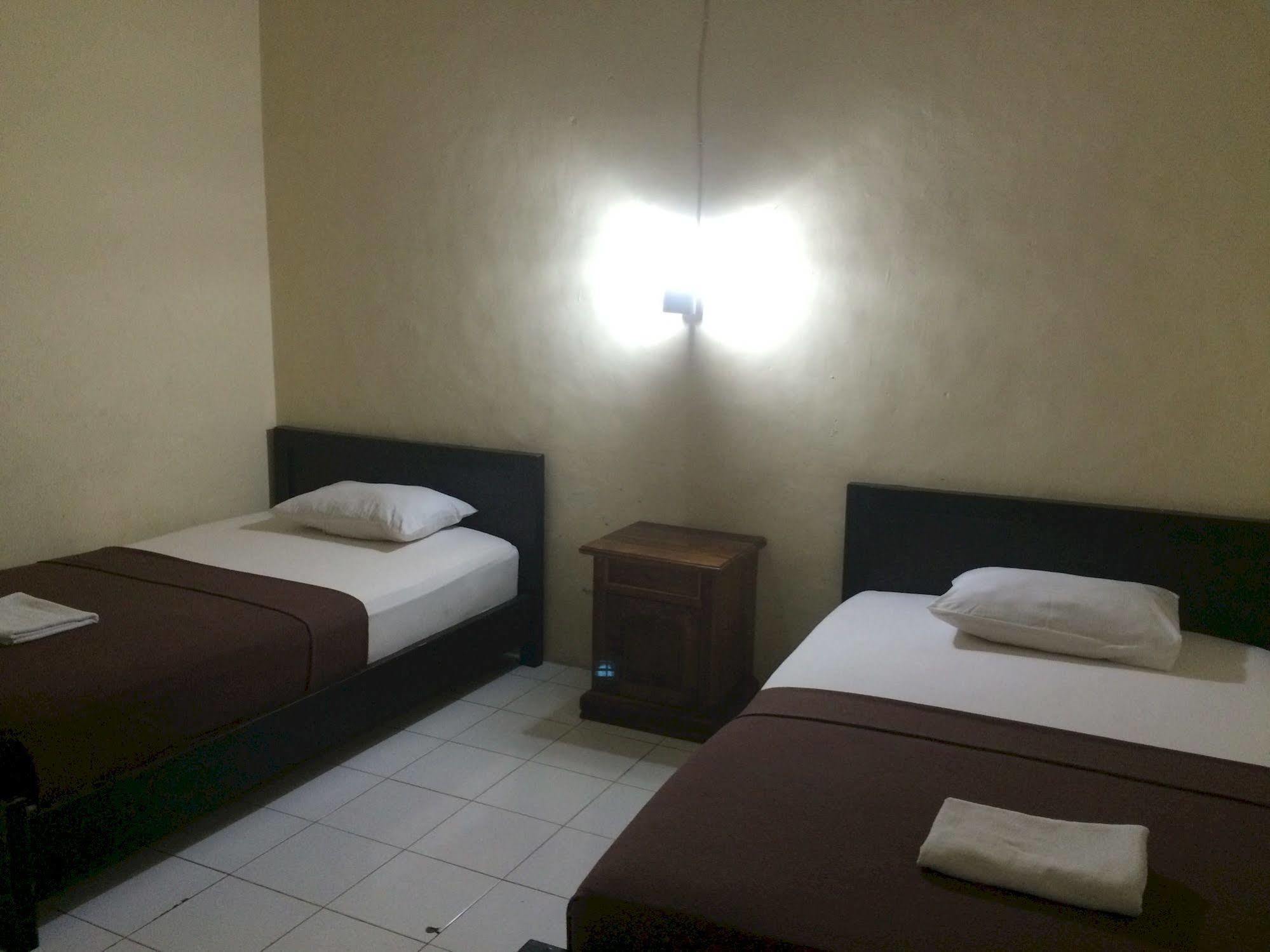 Waringin Homestay Kuta Lombok Eksteriør billede