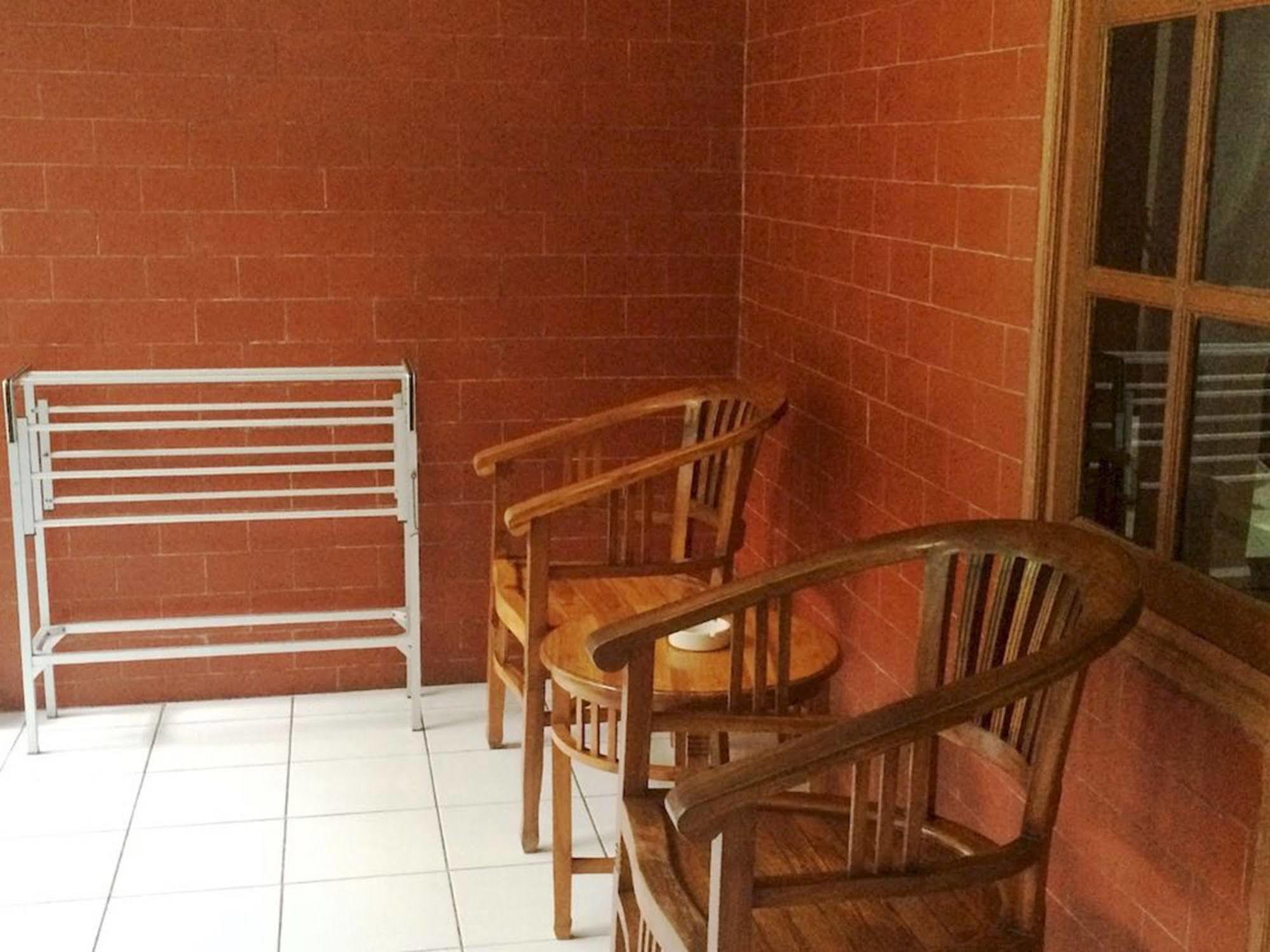 Waringin Homestay Kuta Lombok Eksteriør billede