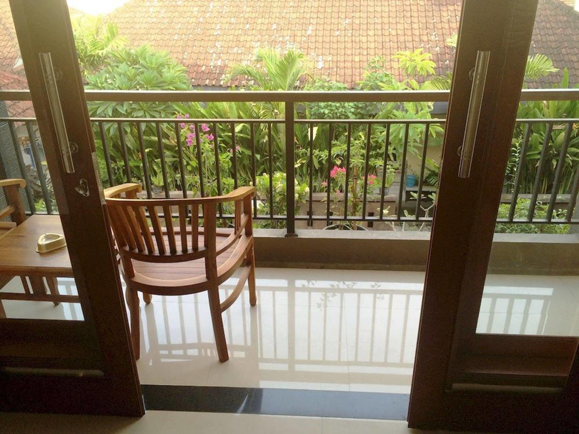 Waringin Homestay Kuta Lombok Eksteriør billede
