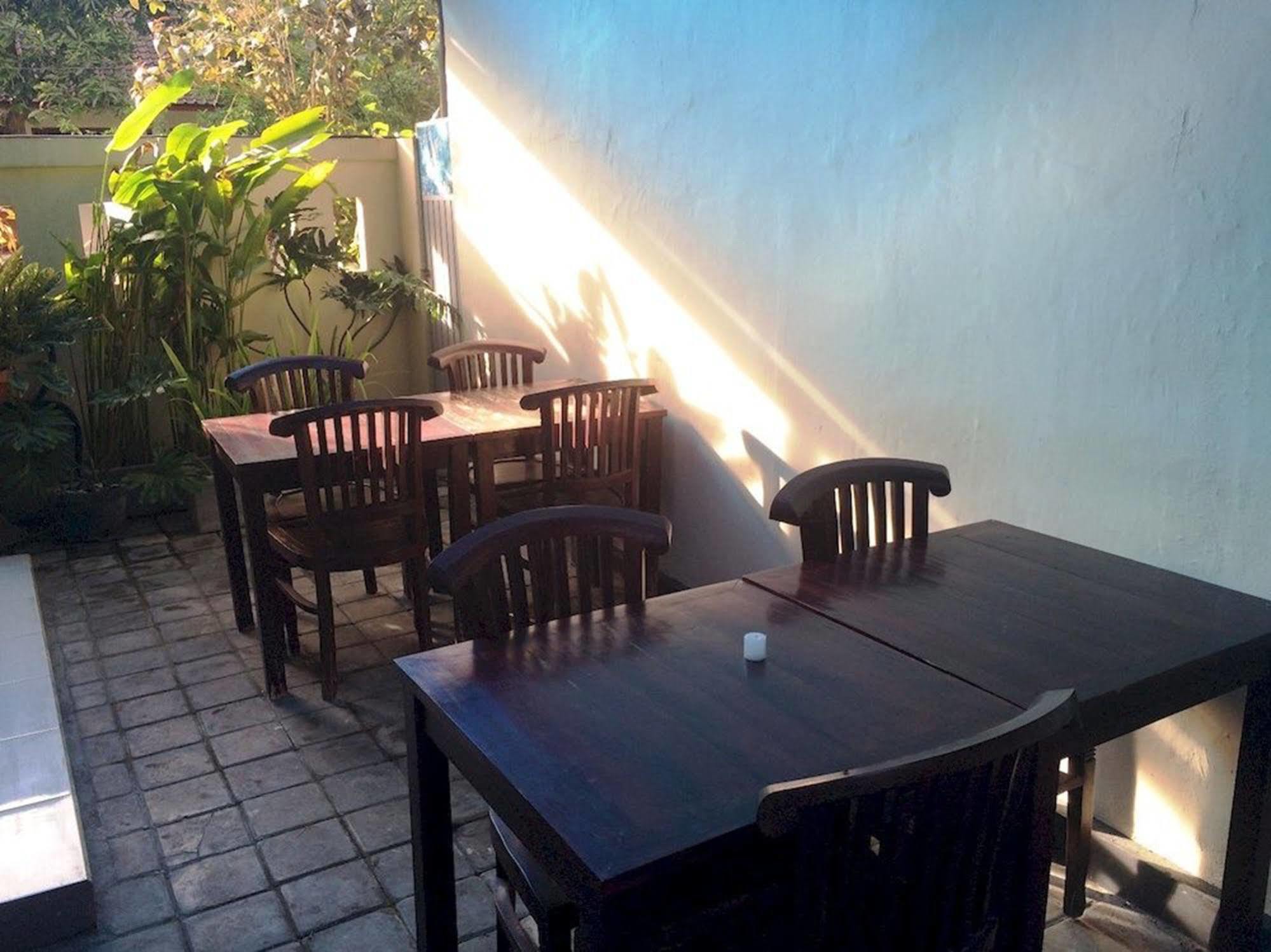 Waringin Homestay Kuta Lombok Eksteriør billede